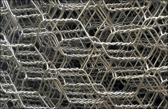 Wire netting hot dipped galvanized reverse twist hexagonal type